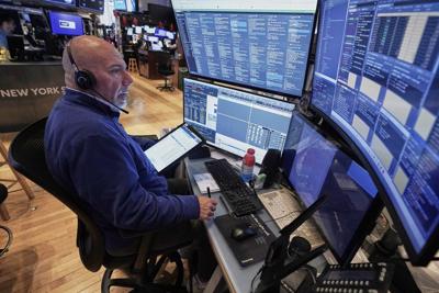 Telecom and energy sectors help lift S&P/TSX composite, U.S. markets mixed