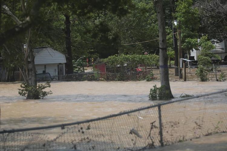 As storms moves across Texas, 1 child dies after being swept away in floodwaters