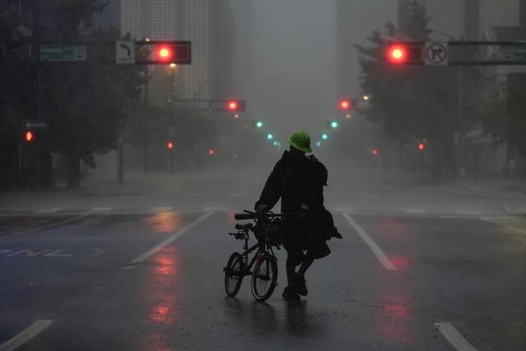 The Latest: Milton causes widespread power outages and several deaths in Florida
