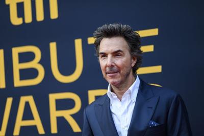 Shawn Levy to exec-produce Netflix series about town recovering from hockey bus crash