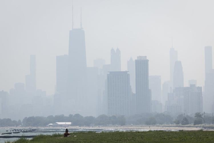 Smoke from ɫֱ wildfires brings unhealthy air to large swaths of the Midwest