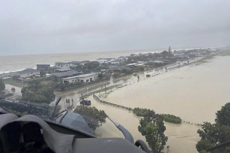Scientists say climate change goosed New Zealand storm fury
