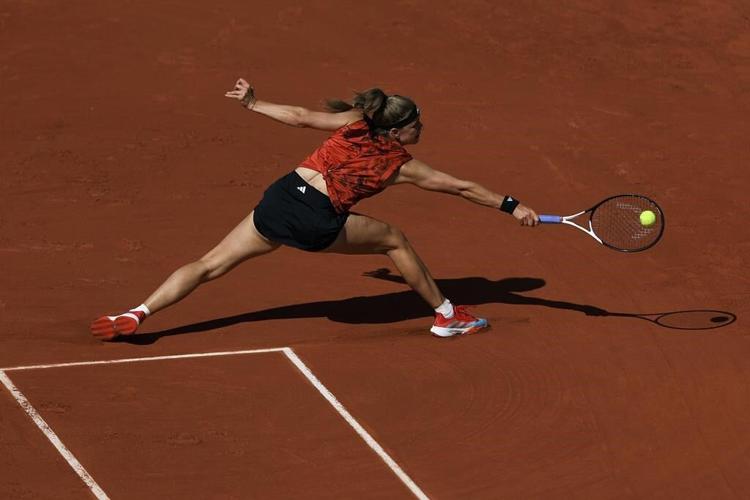 Ukraine's Kostyuk booed at French Open after no handshake with Belarus' Sabalenka because of war