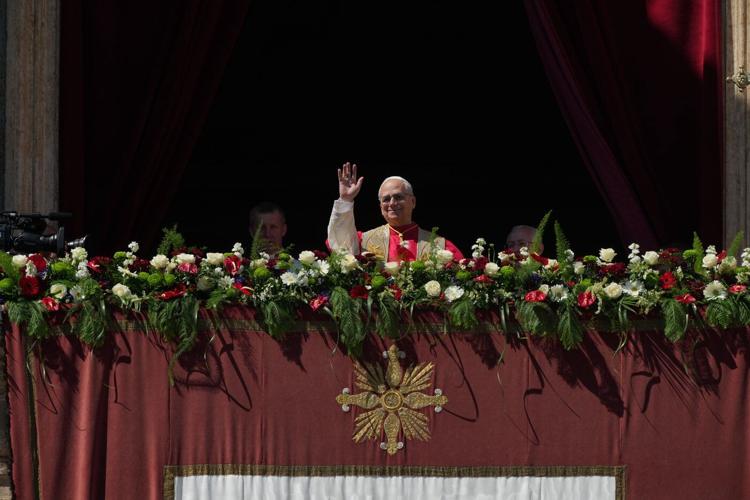 Photos show Pope Leo's first Easter Mass as pontiff