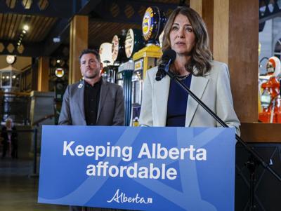 Alberta's Smith says it may be too late to put a question about coal to Oct. vote