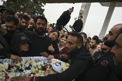 Greece: Funeral held for Roma teen shot during police chase