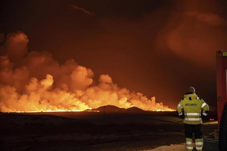 Will the eruption of the volcano in Iceland affect flights and how serious is it?