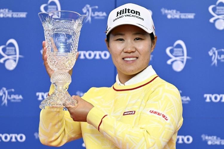 Nasa Hataoka wins in a playoff to take the rain-shortened LPGA Toto Japan Classic