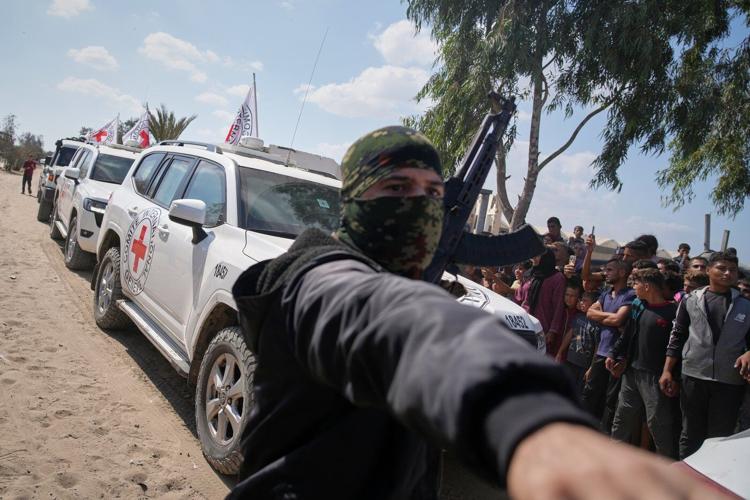 UK sees lessons from Northern Ireland that could aid the fragile Gaza ceasefire process