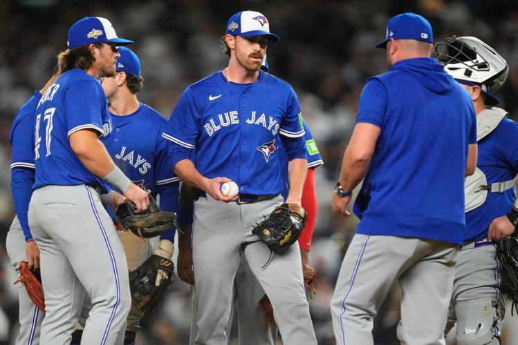 Hostile Territory: Bieber gets Game 3 start for Blue Jays as ALCS moves to Seattle