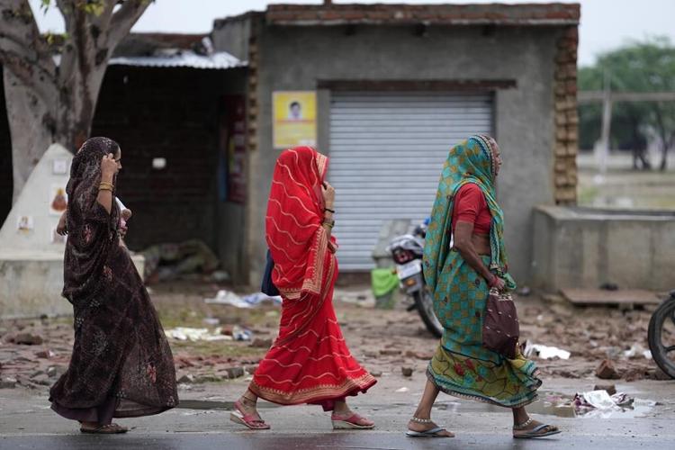 How did a religious gathering in India turn into a deadly stampede?