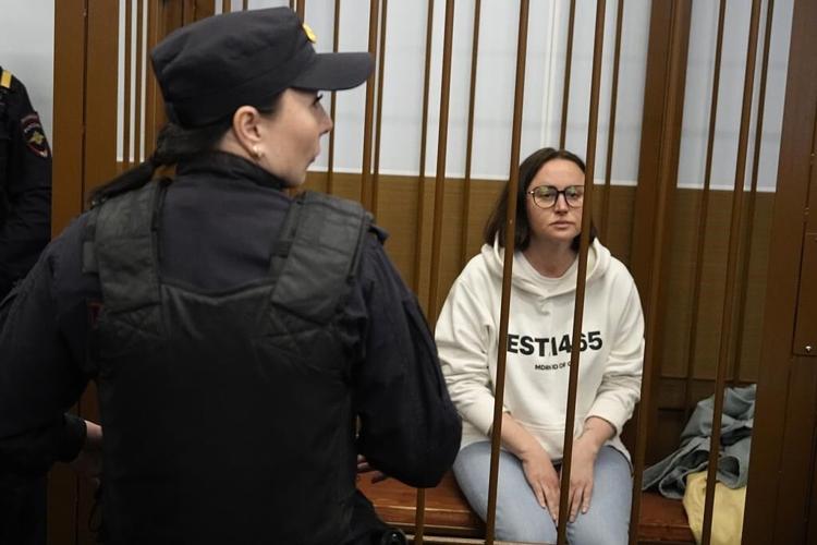 Russia jails theater director amid crackdown on dissent