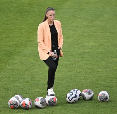 Canada slips to No. 9 while Spain takes over top spot in latest FIFA women's rankings