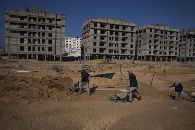 Gaza authorities discover over 60 Roman era graves