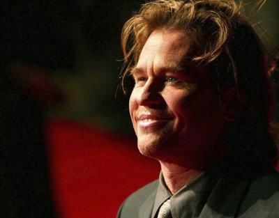 Val Kilmer, 'Top Gun' and Batman star with an intense approach, dies at 65