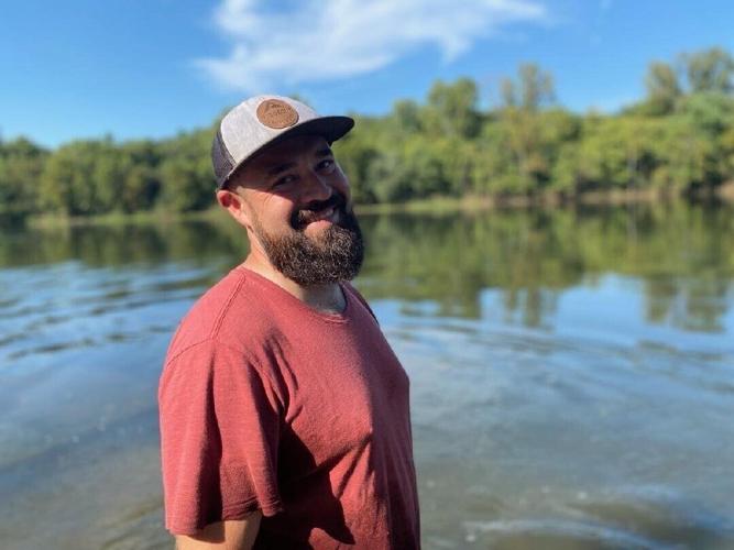 An Arkansas man accused of killing his daughter's alleged abuser wins GOP sheriff's nomination