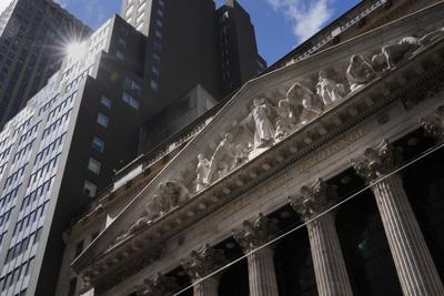 S&P/TSX composite down, U.S. stock markets higher in late-morning trading