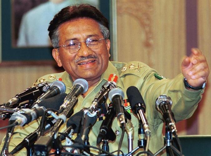Hundreds attend funeral of Pakistan's ex-President Musharraf