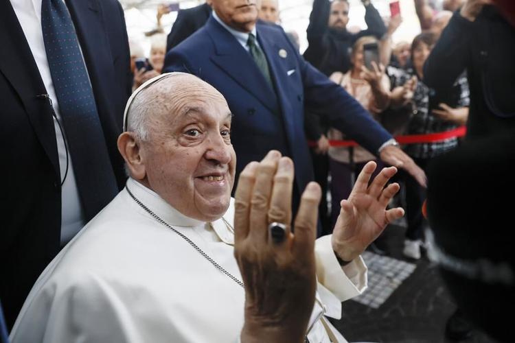 Pope Francis leaves Rome hospital 9 days after operation; surgeon says 'he's better than before'