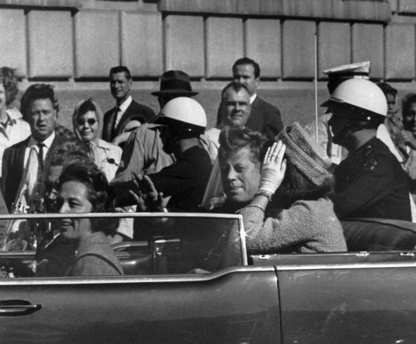 'JFK' director Oliver Stone calls for a reinvestigation of Kennedy's 1963 assassination
