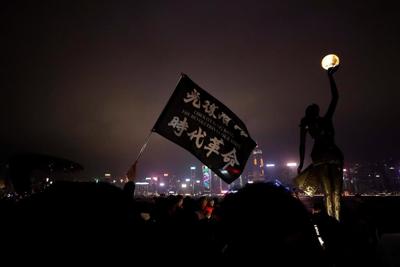 Le Canada lève les exigences en matière d'éducation pour les immigrants de Hong Kong