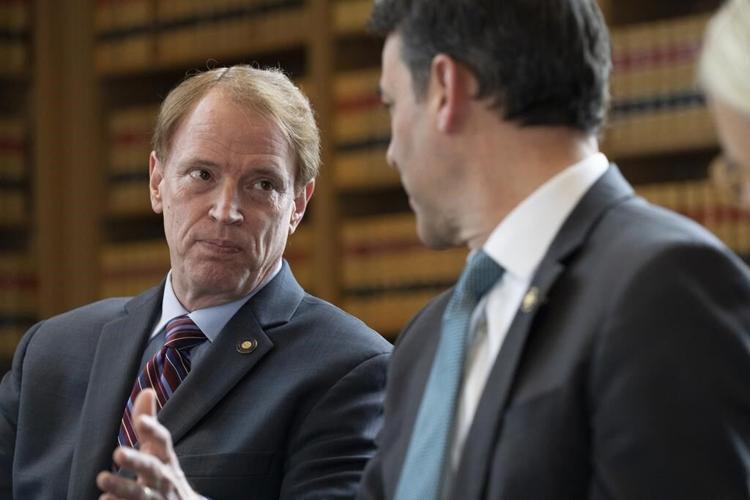 After GOP walkout, Oregon lawmakers reconvene to focus on housing and drugs