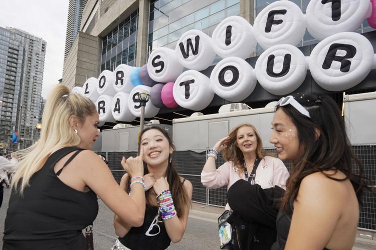 Taylor-Swift-Gallery_06