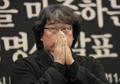 'Parasite' director calls for a thorough probe into the death of actor Lee Sun-kyun