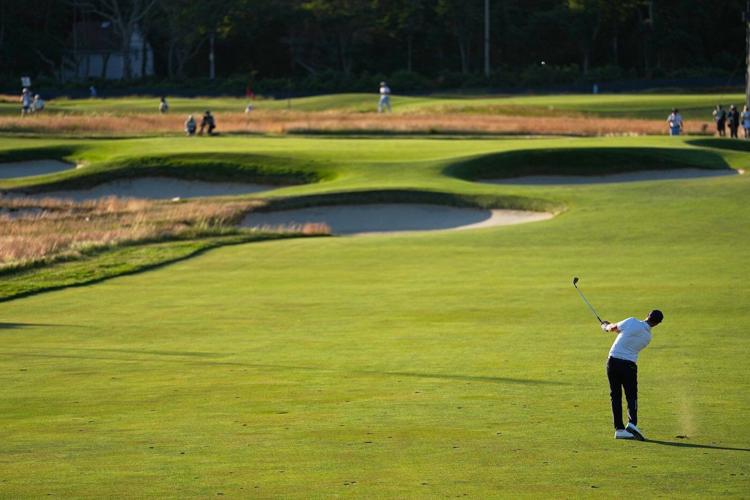Clark turning U.S. Open into a runaway, Scheffler still has hope for a slam