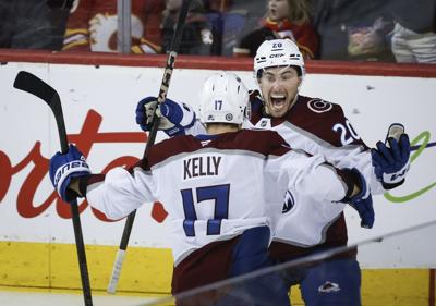Kelly ends 20-game drought with two-goal effort in Avs' 4-2 win over Flames