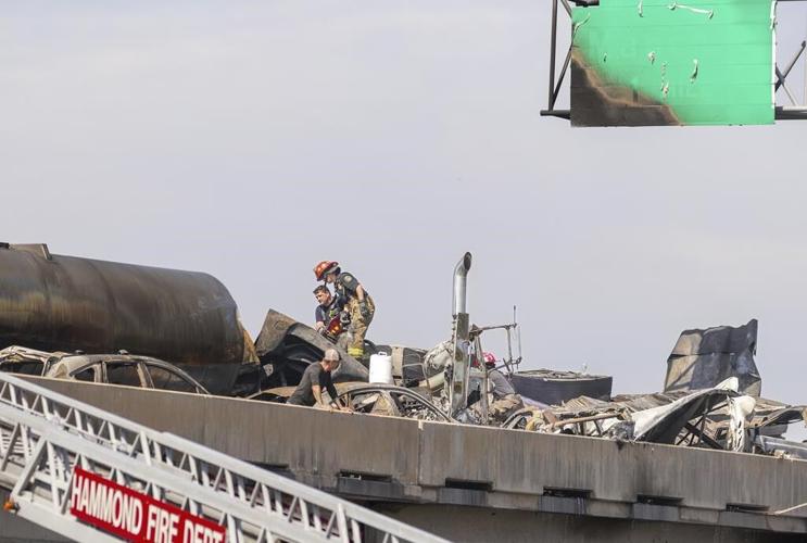 Officials say at least 7 dead in massive vehicle crashes in south Louisiana due to 'superfog'