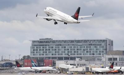 Statistics Canada says ɫֱs travelled more to U.S. and overseas in April