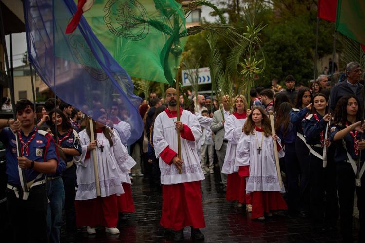 Photos show Lebanon's Catholics marking Palm Sunday as the shadow of war weighs heavily