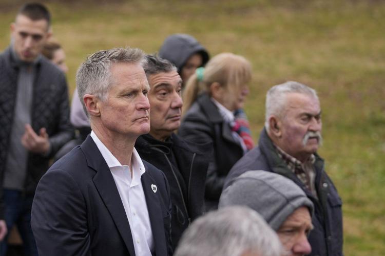 Brate-hood: Raptors, Warriors coaches commemorate Dejan Milojevic together