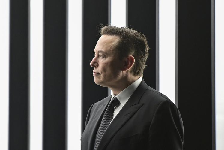 Musk group offers $100 to Wisconsin voters ahead of pivotal state Supreme Court election