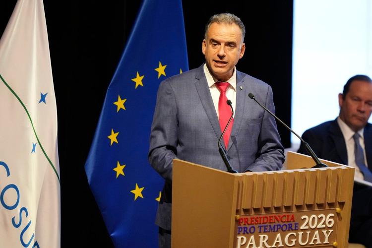 European Union and Mercosur bloc of South American nations sign landmark free trade agreement