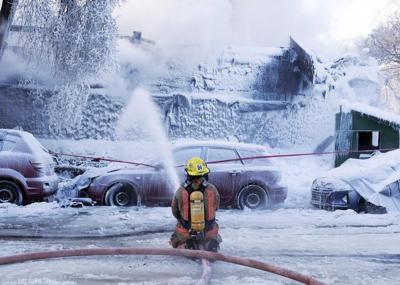 Deux pompiers noirs de Montréal se disent victimes de racisme