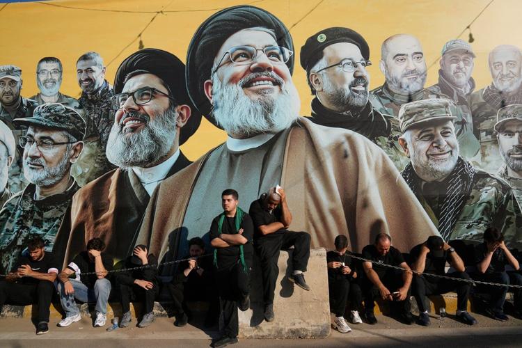 Photos show Ashoura commemorations shaped by war and loss in Lebanon and Iran