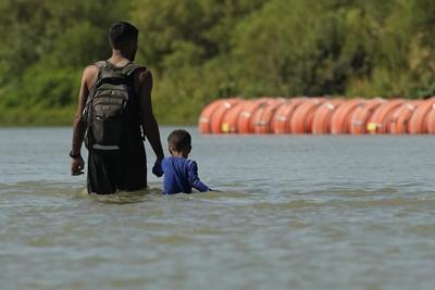Court orders Texas to move floating buoy barrier that drew backlash from Mexico