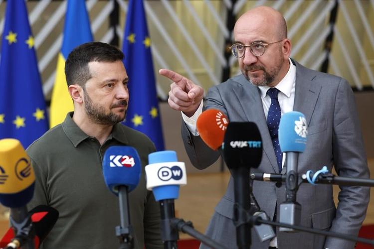 Ukraine's president urges EU leaders to make good on their arms promises