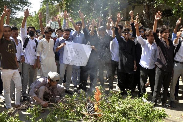 Pakistani police fire tear gas at protesting students as anger spreads over alleged on-campus rape