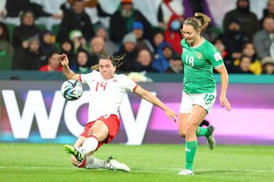 Lyon rewards ��ɫtv international defender Vanessa Gilles with loan extension