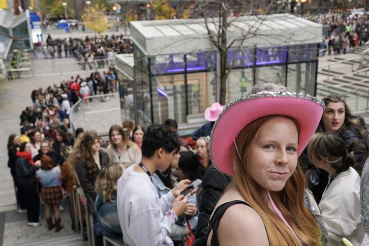 Taylor-Swift-Gallery_09