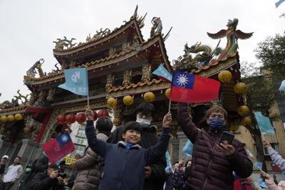 US plans to send an unofficial delegation to Taiwan to meet its new leader amid tensions with China