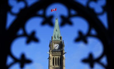 Ottawa affiche un déficit budgétaire de 41,3 milliards $ pour l'exercice 2022-23