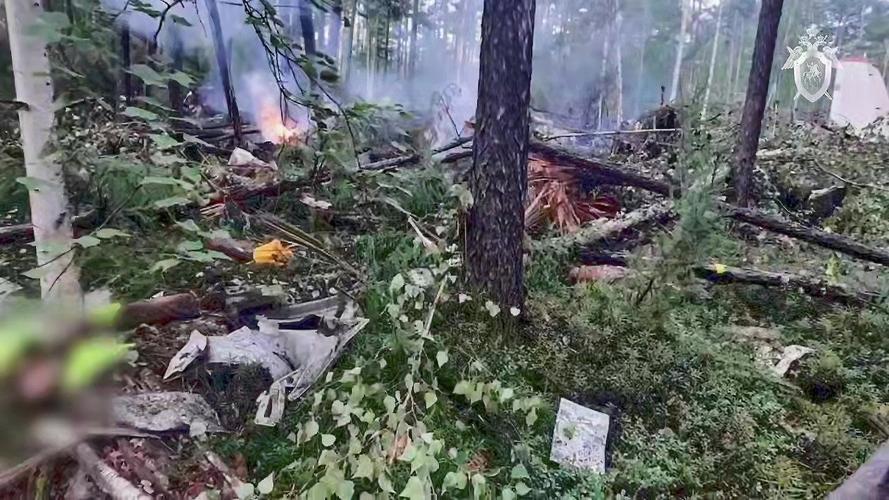 Passenger plane crashes in Russia's Far East, killing all 48 people on board, officials say
