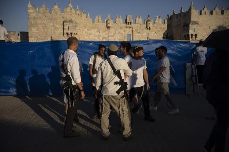 The Latest | Israeli troops launch attacks in central Gaza, possibly widening their offensive