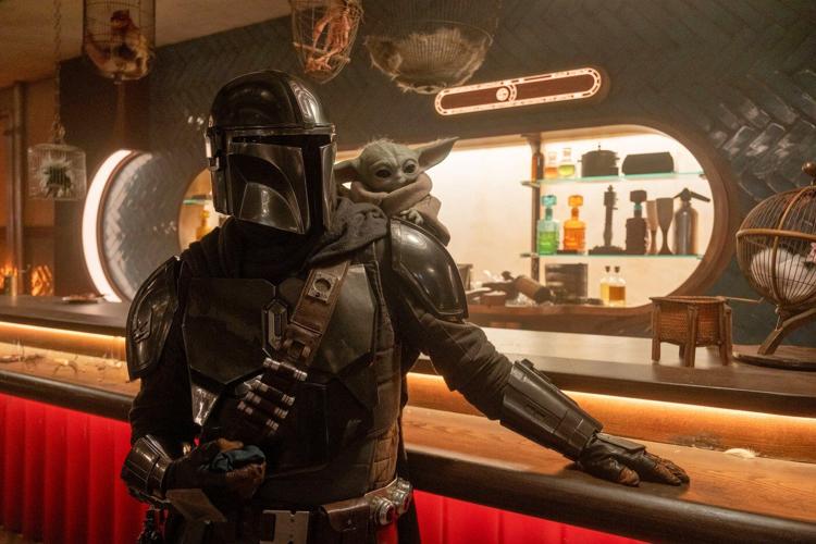 Pedro Pascal is moved to tears on his second visit to CCXP Mexico pop culture convention