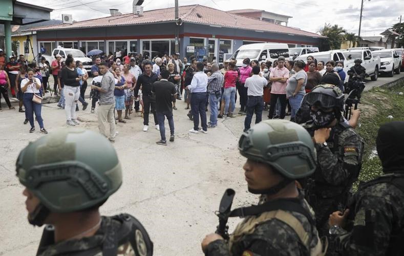 Honduras adopts El Salvador-style tactics in anti-gang crackdown on prison inmates