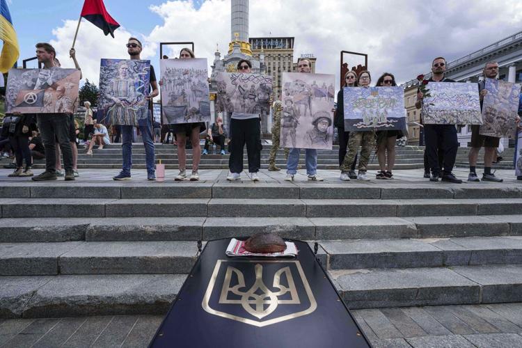 Zelenskyy brings Europe's top leaders with him to meet Trump on ending Russia's war